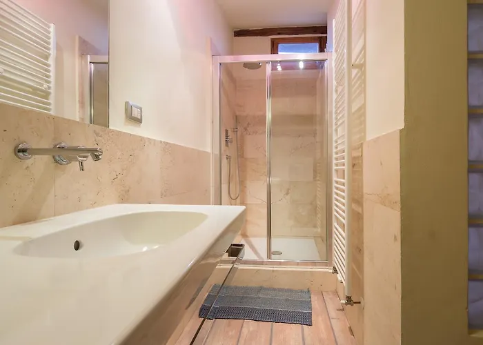 Serragli Loft 아파트 *